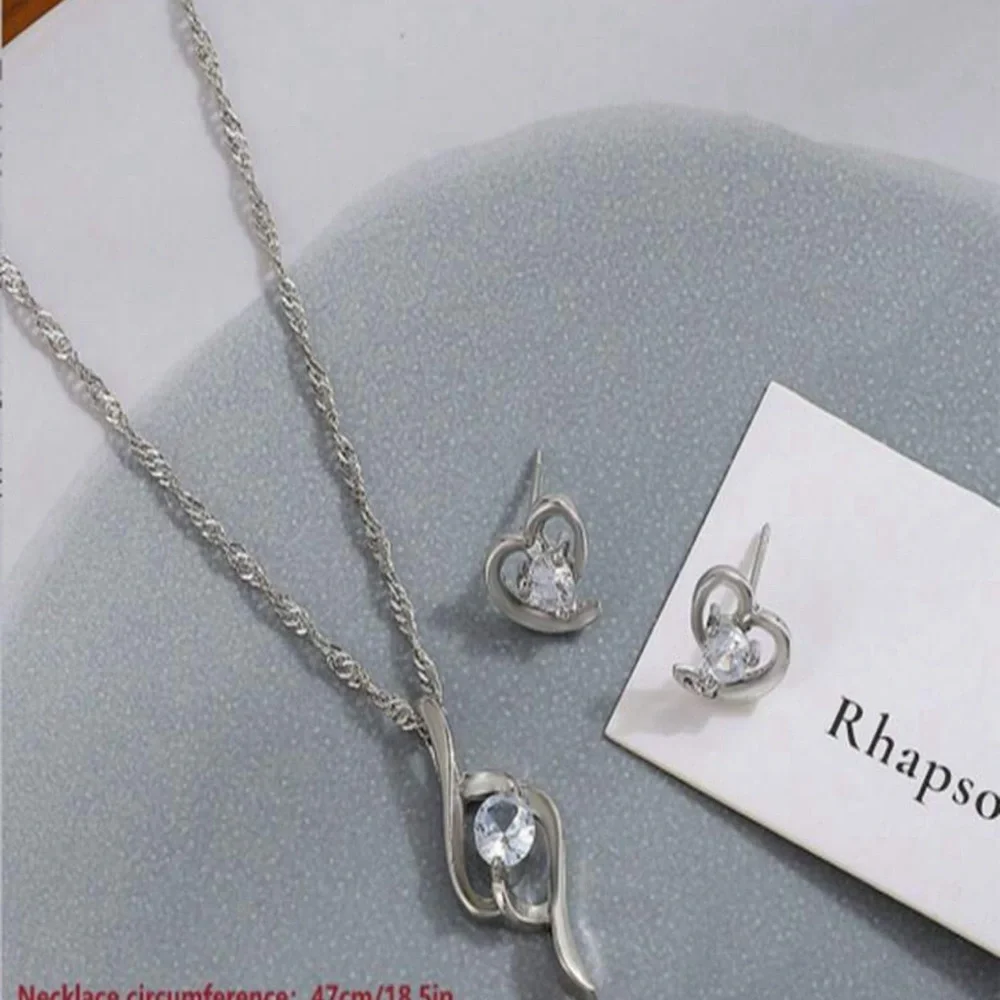 3pcs New Design Cubic Zirconia Decor Heart Shaped Necklace & Earrings Set,